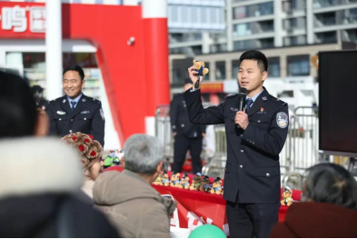 安徽霍邱：警协联动拓新局 警察节里话反邪