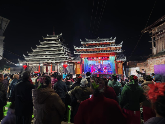 广西柳州：新台启幕扬正气 反邪宣传入人心