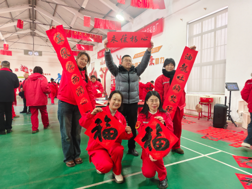 山东聊城：中原油田文卫采油厂开展“义写春联暨反邪教宣传教育”活动