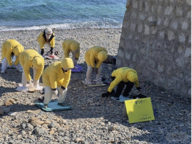 韩旅游景点现“法轮功”邪教集体活动 网民怒批：景区不是布道场