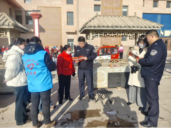 甘肃瓜州：社火演出燃春韵 反邪聚力守平安