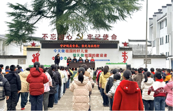 安徽黄山：上好开学第一课 筑牢校园反邪安全网