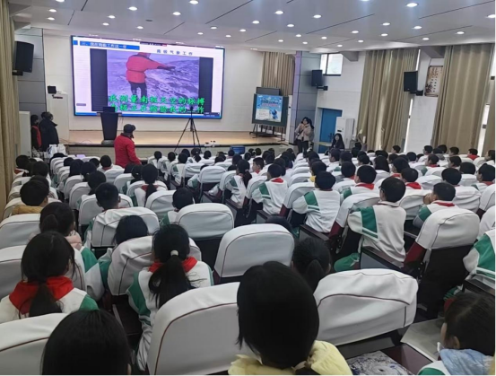 湖北荆门：科普护航育新苗 反邪护心进校园
