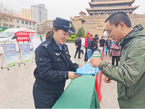 甘肃定西：警民联动筑防线反邪宣传护平安
