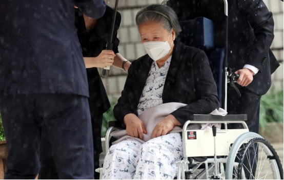 “统一教”头目韩鹤子获刑两年 行贿韩国前“第一夫人”挪用资金罪名成立