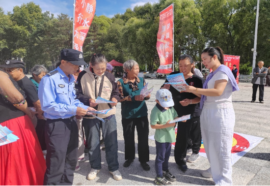 邻居节里话反邪 平安理念进万家——黑龙江北大荒农垦集团洪河农场有限公司