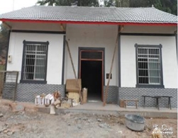 “梦”醒后我住进了新砖房