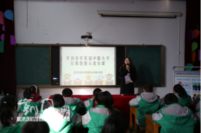 自焚后两种截然不同的“关注”