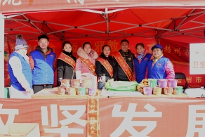 梧州市给返乡“摩托大军”送上反邪教大餐