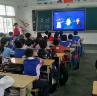 河南信阳市开展反邪教宣传进校园活动（图）