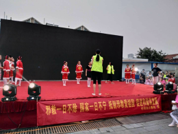 新乡市卫滨区借消夏晚会开展反邪教宣传（图）