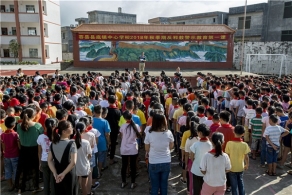 广西玉林市中小学上好反邪教“开学第一课”