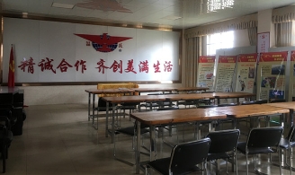 广西兴业县打造“产业+反邪”新模式