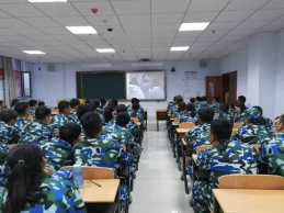 乌兰察布市开展反邪教进校园宣传活动