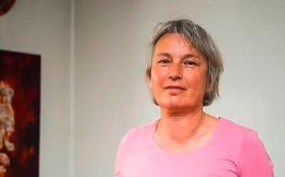 在科学教内的生活与奴隶无异