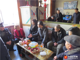 山西榆次春节前开展反邪教宣传活动