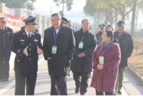 湖北省反邪教协会专家到监狱帮教