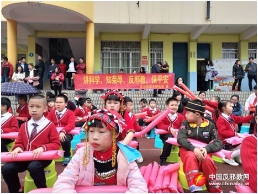 广西各地结合壮族“三月三”开展反邪教宣传