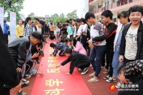 江西乐安县南村乡反邪教宣传进校园