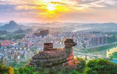 抱不住的“佛脚”