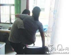 “消业”让我终生与轮椅为伴（图）