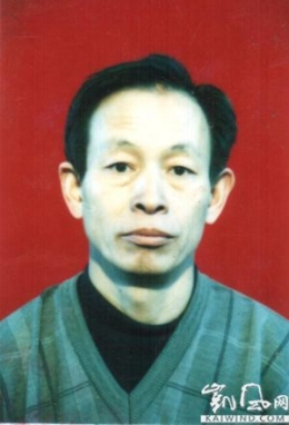 法轮功毁了我美好生活 （图）