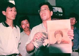 陆兴冲：李洪志害了我妻子（图）