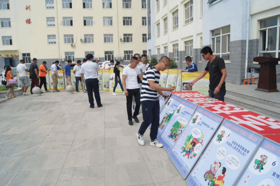 内蒙古乌兰浩特市启动校园拒绝邪教系列活动