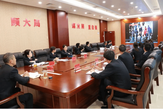 内蒙古乌兰浩特市人民检察院组织干警观看反邪教警示教育片