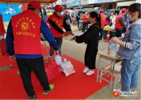 广西武宣县：反邪宣传进校园 普及防疫防邪“第一课”