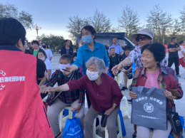 内蒙古白云矿区：普法宣传进夜市 反邪知识带回家  