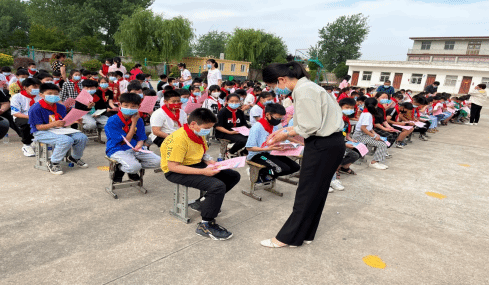安徽省五河县开展“反邪教宣传教育进校园”活动