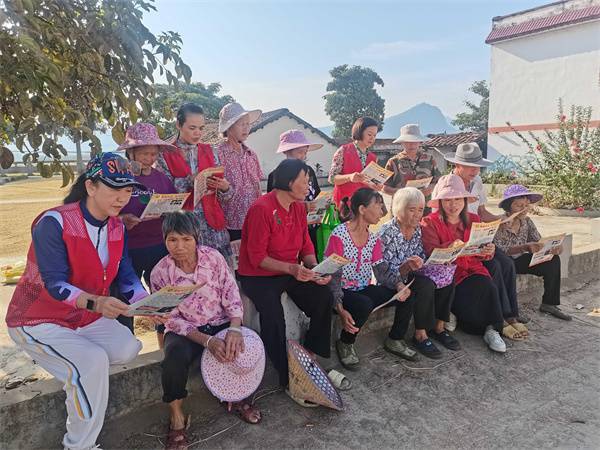 广西合山市机关事务管理局：反邪知识“送上门” 筑牢基层“防护墙”