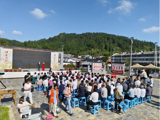 安徽岳西：喜迎丰收季  反邪正当时