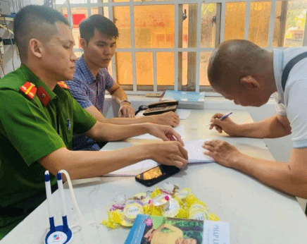 越南人民公安网：警方查处一起非法传播“法轮功”资料案件