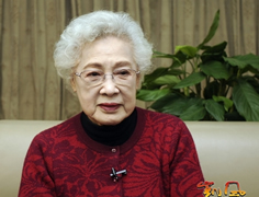 秦怡做客凯风网回味人生之道